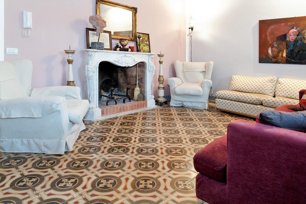 Cavour33 Bed and Breakfast Massa  Buitenkant foto
